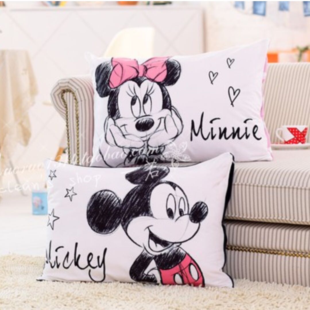 Minnie mouse pillow case top