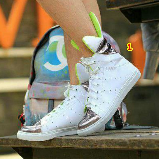 Sepatu Sport Adidas Zumba Wanita Cewek Terbaru 2017 Murah Branded Trend Fullwhite Olshop Fashion Olshop Wanita Di Carousell