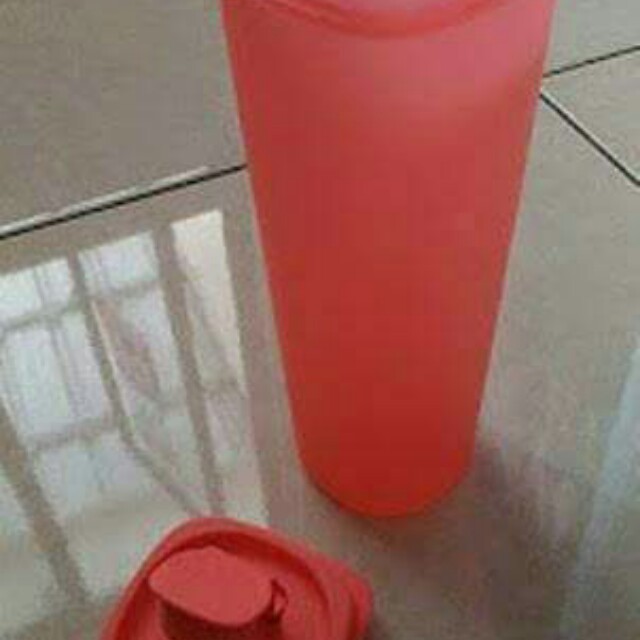 Tupperware Smart Saver Round Tempat Minyak Kap 1 1l Kitchen Appliances Di Carousell