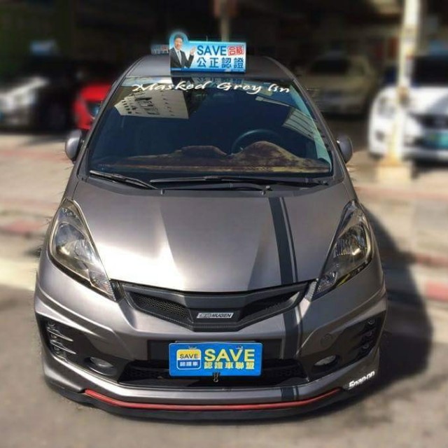 售 12小改款fit 全車貼膜精品改裝時尚小車 汽車 汽車出售在旋轉拍賣
