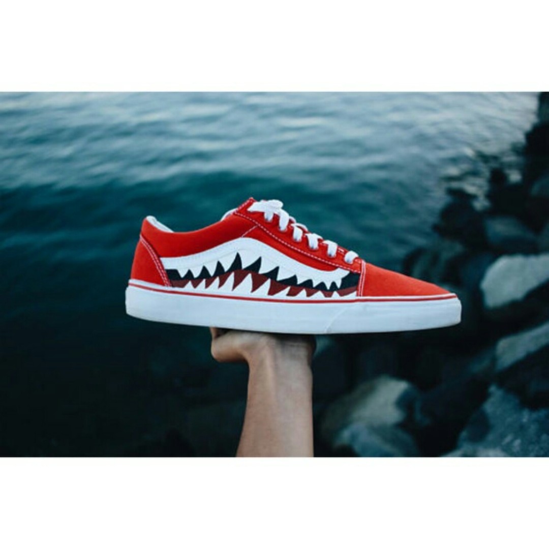 red bape vans