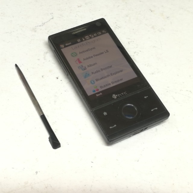 htc touch diamond 4 gb unlocked phone with 3g 3 2 mp camera mp3 video player and windows mobile 6 1