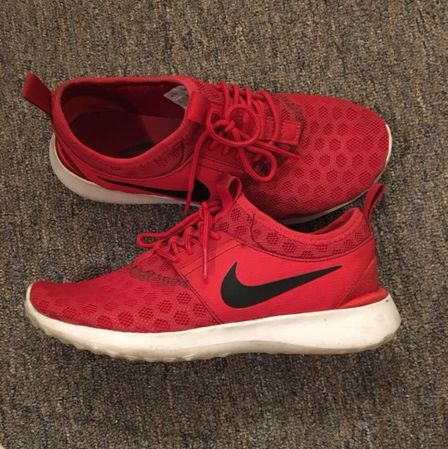 nike red womens trainers