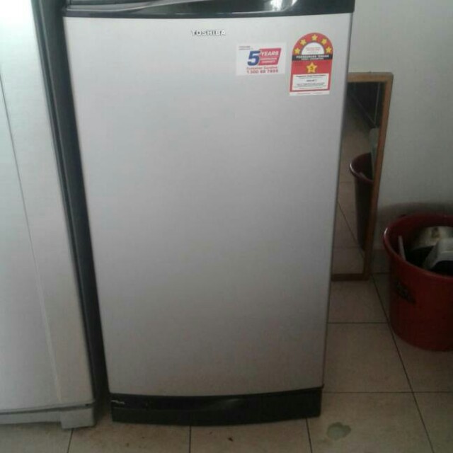 Peti Sejuk 1 Pintu Toshiba Kitchen Appliances On Carousell