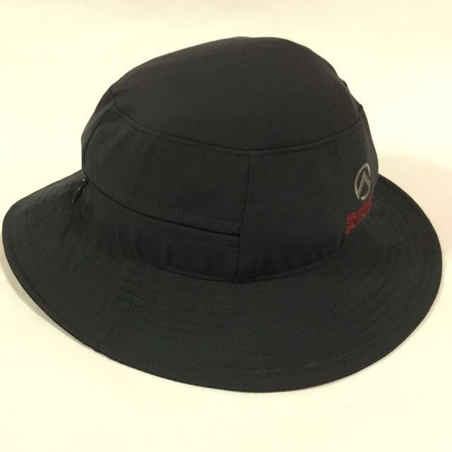 Bucket Hat 