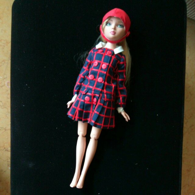 ellowyne doll