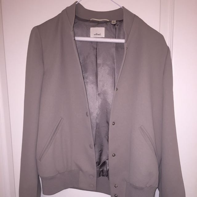 Aritzia hotsell poussin bomber