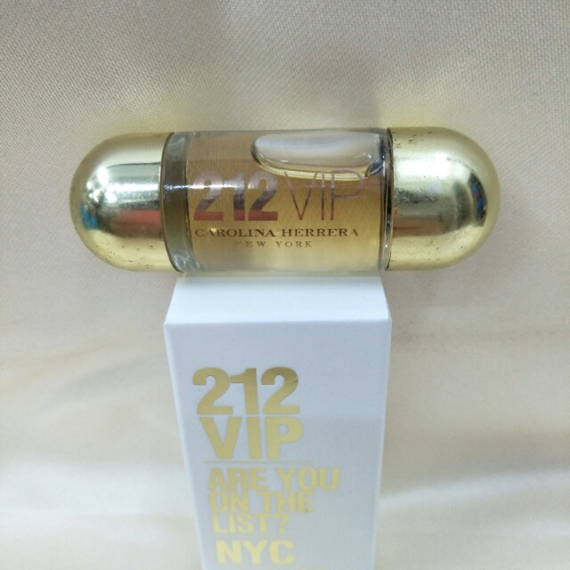 Carolina Herrera 212 Vip Are You On The List Nyc Edp 5ml Health Beauty Hand Foot Care On Carousell