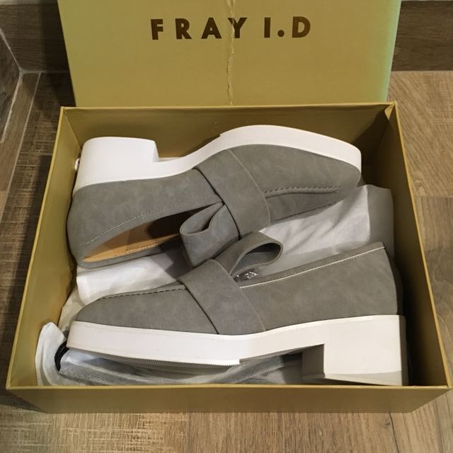 全新 日本Fray I.d shoes （分類：Loafers）位於 Hong Kong。 由 sailouisuk 提交（商品編號 134982502，圖片 1）。簡介： L-size 24.5-25.5cm Bought in Japan 。
