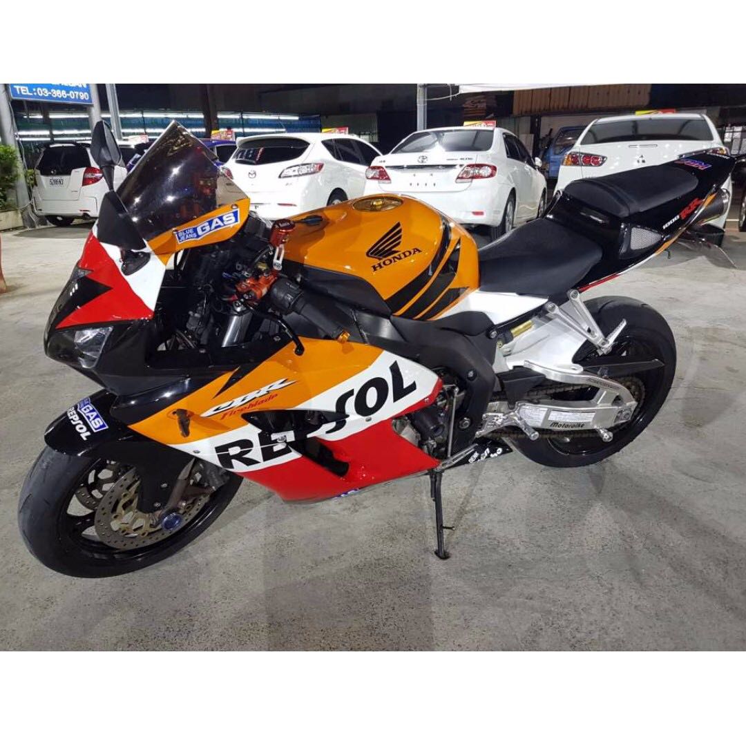 出售 Honda Cbr1000rr 力豹仕殼 蠍管 找喬治 汽機車零配件在旋轉拍賣
