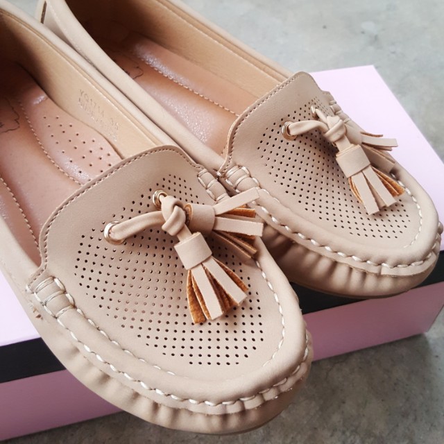 nude comfy shoes