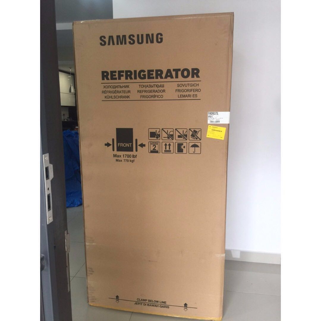 Brand new 680liter double door Samsung fridge!, TV & Home Appliances