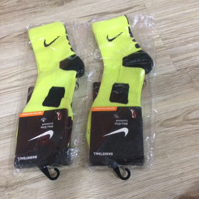 nike elite dri fit socks