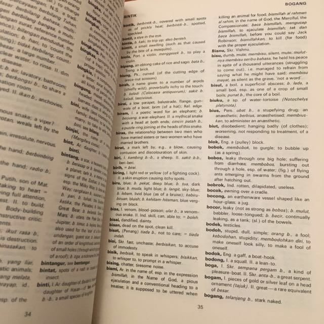 Malay English English Malay Dictionary Hobbies Toys Books Magazines Textbooks On Carousell