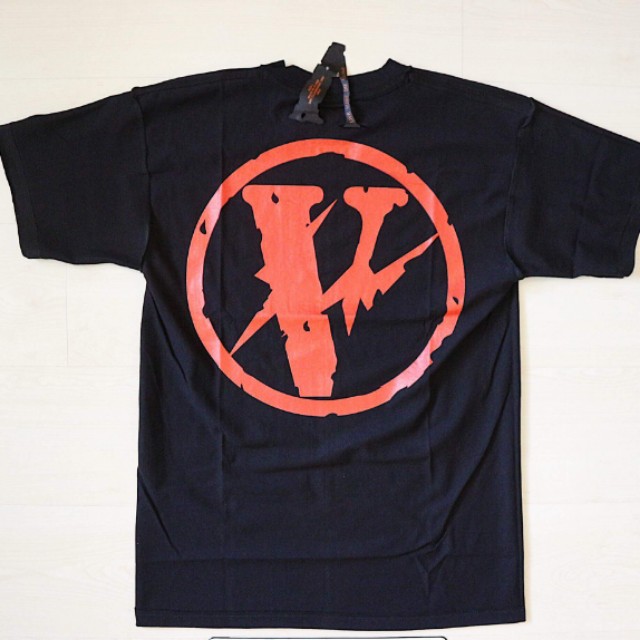 Vlone x fragment staple tee, Men's Fashion, Tops & Sets, Tshirts ...