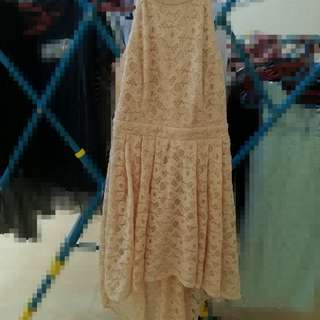 Preloved peacock dress in peach