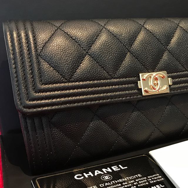 BOY CHANEL Long Flap Authentic wallet - Black with seasoned unique green  inner, Luxury, Bags & Wallets on Carousell
