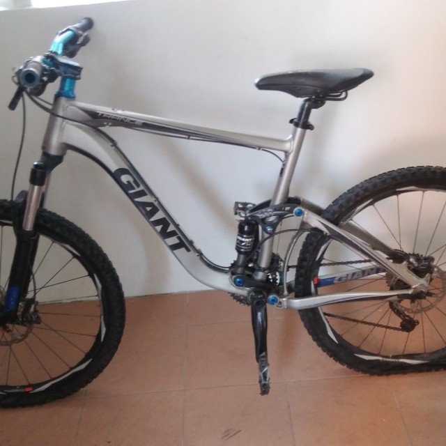 Giant trance X4 2012