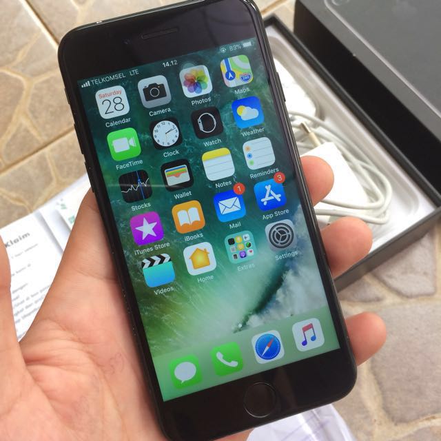 Ibox Iphone 7 Jetblack 128gb Second Telepon Seluler Tablet Di Carousell
