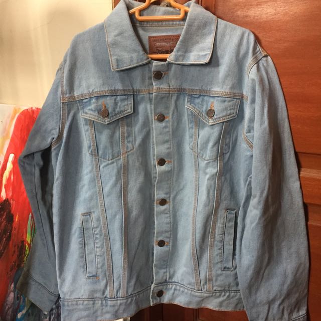 jaket levis oversize