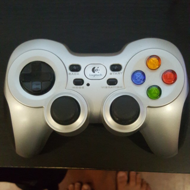Logitech F710 Wireless Gamepad For Pc Toys Games Video Gaming Gaming Accessories On Carousell