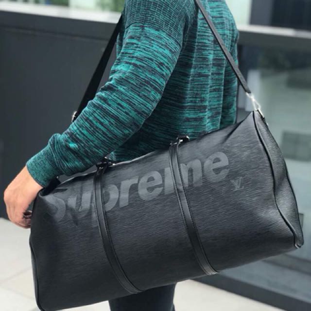 LV x Supreme Clutch Bag, Men's Fashion, Bags, Belt bags, Clutches and  Pouches on Carousell