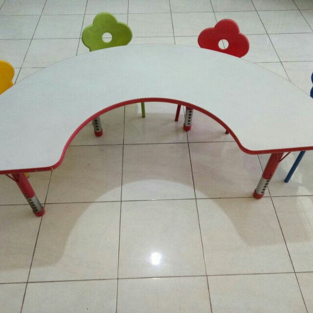 Meja Belajar 4 Kursi Anak Perabotan Rumah Di Carousell