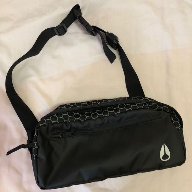 Nixon waist bag Men s Fashion Bags Sling Bags on Carousell