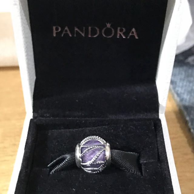 Pandora purple store intertwining radiance charm
