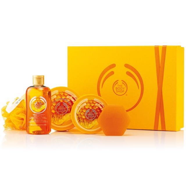 the body shop honeymania bath set