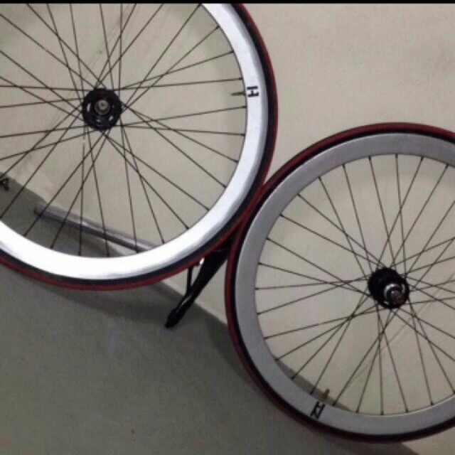 hed fixie wheel