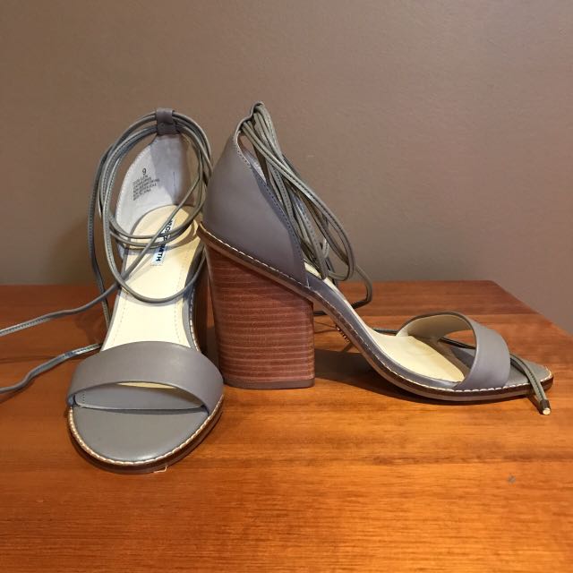 windsor silver heels