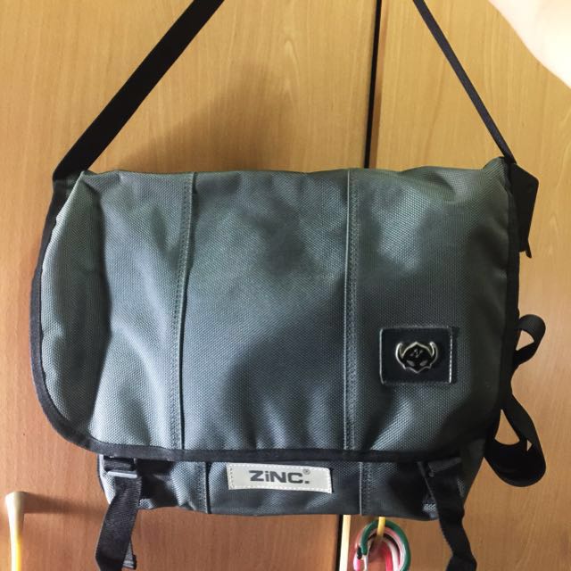 zinc sling bag