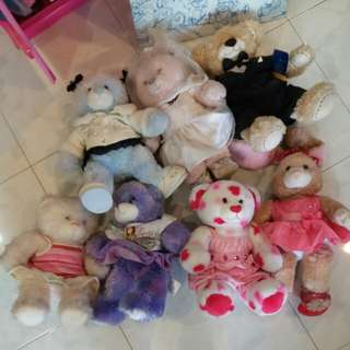 Build-a-bear bears