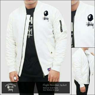 Jaket boomber stussy white