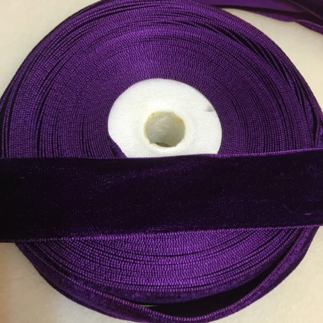 全新未用 25mm (1吋 )深紫 紫色 purple 絲絨 絲帶 多用途 手作 手工 材料 D I Y 原卷 / 每12吋$8, 興趣及遊戲 ...