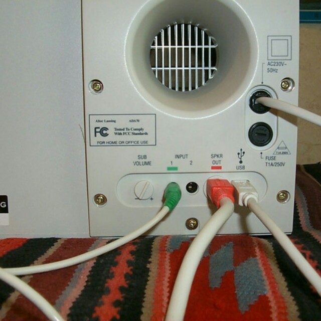 Altec lansing ada hotsell 305