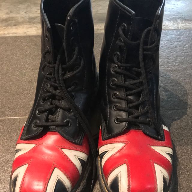 union jack dr martens womens