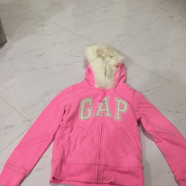 gap sweaters girl