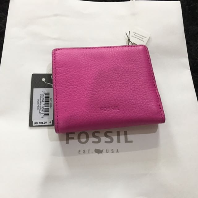 Fossil Fanny pack | Fossil handbags, Shoulder handbags, Leather shoulder bag