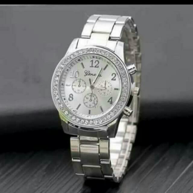 ONHAND Geneva Ladies Watch (Category: Women's Watches) located in Palo. Submitted by marafami (Listing ID 135421623, Image 1). Description: .