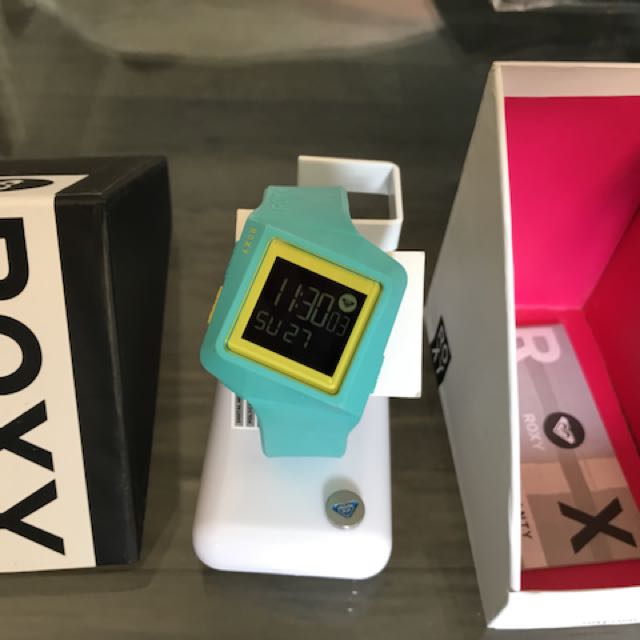 Roxy smart watch online