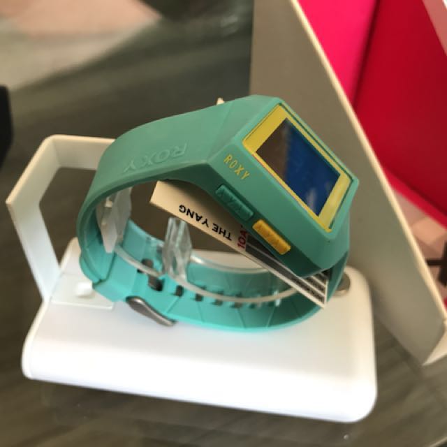 Roxy smart watch online