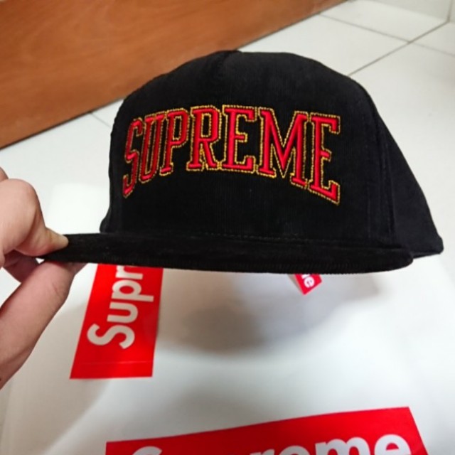 Supreme Snapback Cap DOTTED ARC 5-PANEL, Men's Fashion, Watches   Accessories, Caps  Hats on Carousell