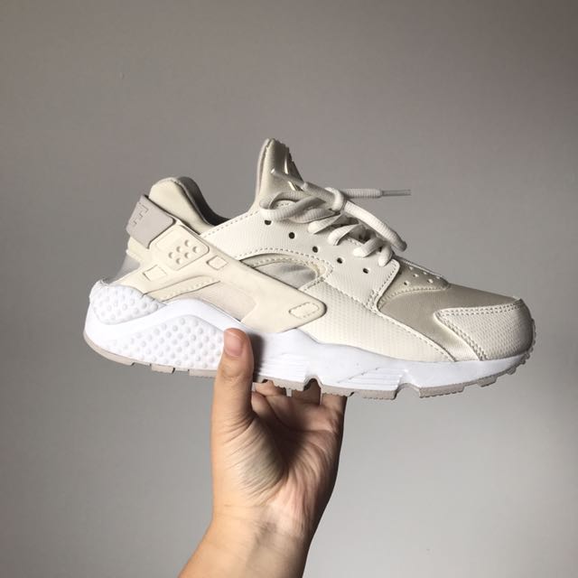 cream huaraches