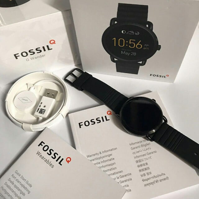 fossil q wander 2