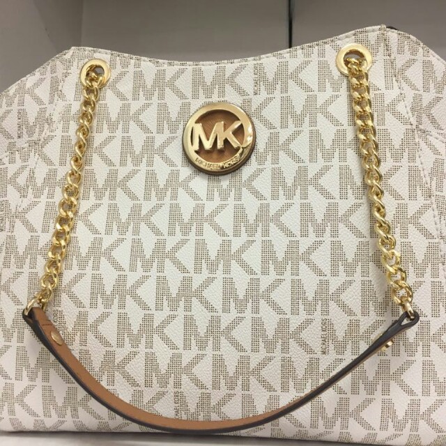 Michael Kors Jet Set Travel X Chain Saffiano Leather Shoulder Bag Navy,  Luxury, Bags & Wallets on Carousell