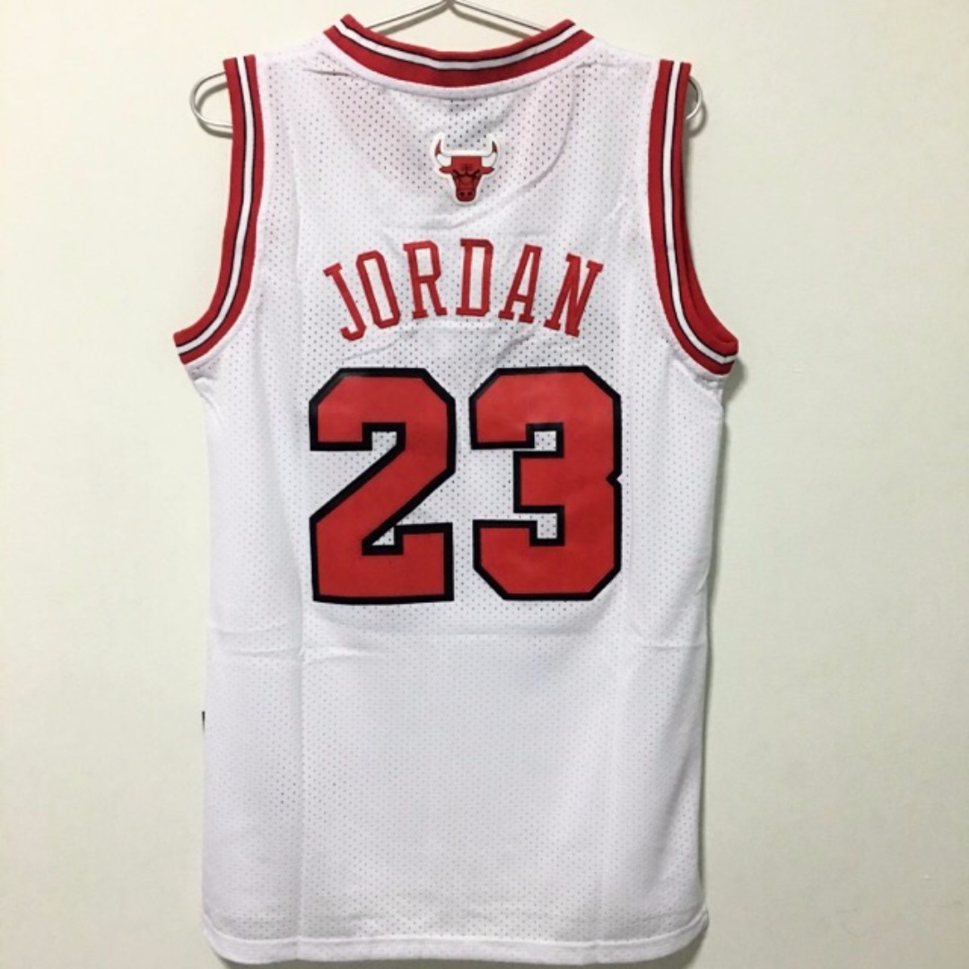 (M) Chicago Bulls #23 Michael Jordan Basketball NBA Jersey White, Men's ...