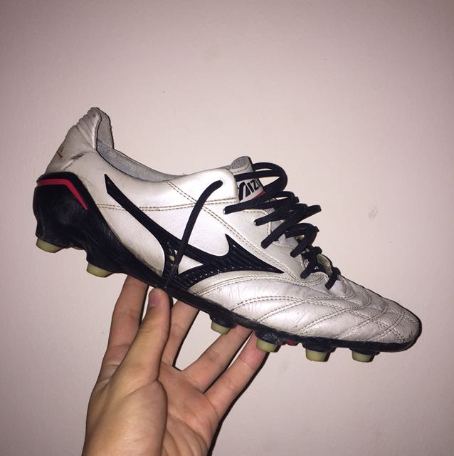 mizuno soccer