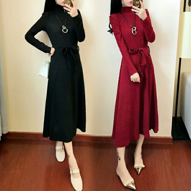 Simple dinner wear store